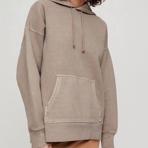 ARITZIA TNA Boyfriend Hoodie sweatshirt